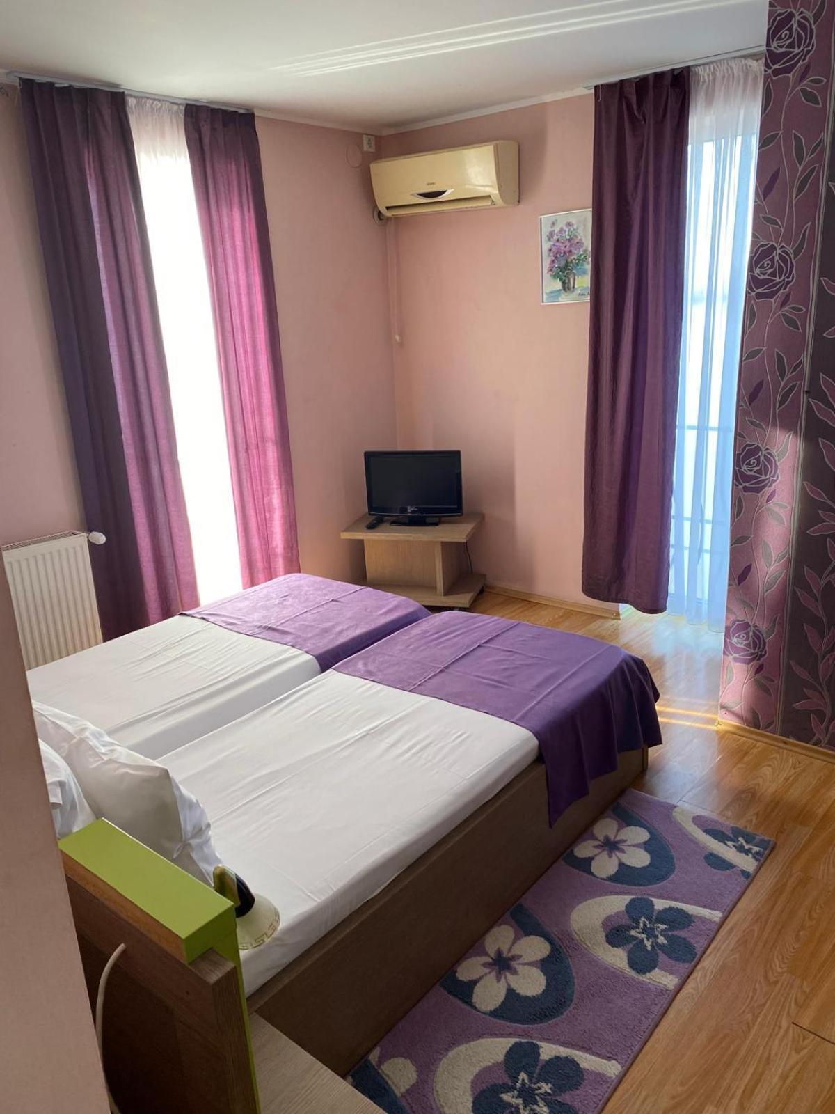 Hotel Sucidava Corabia Экстерьер фото
